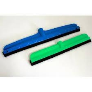 MADİ YERSİL PLASTİK 45CM